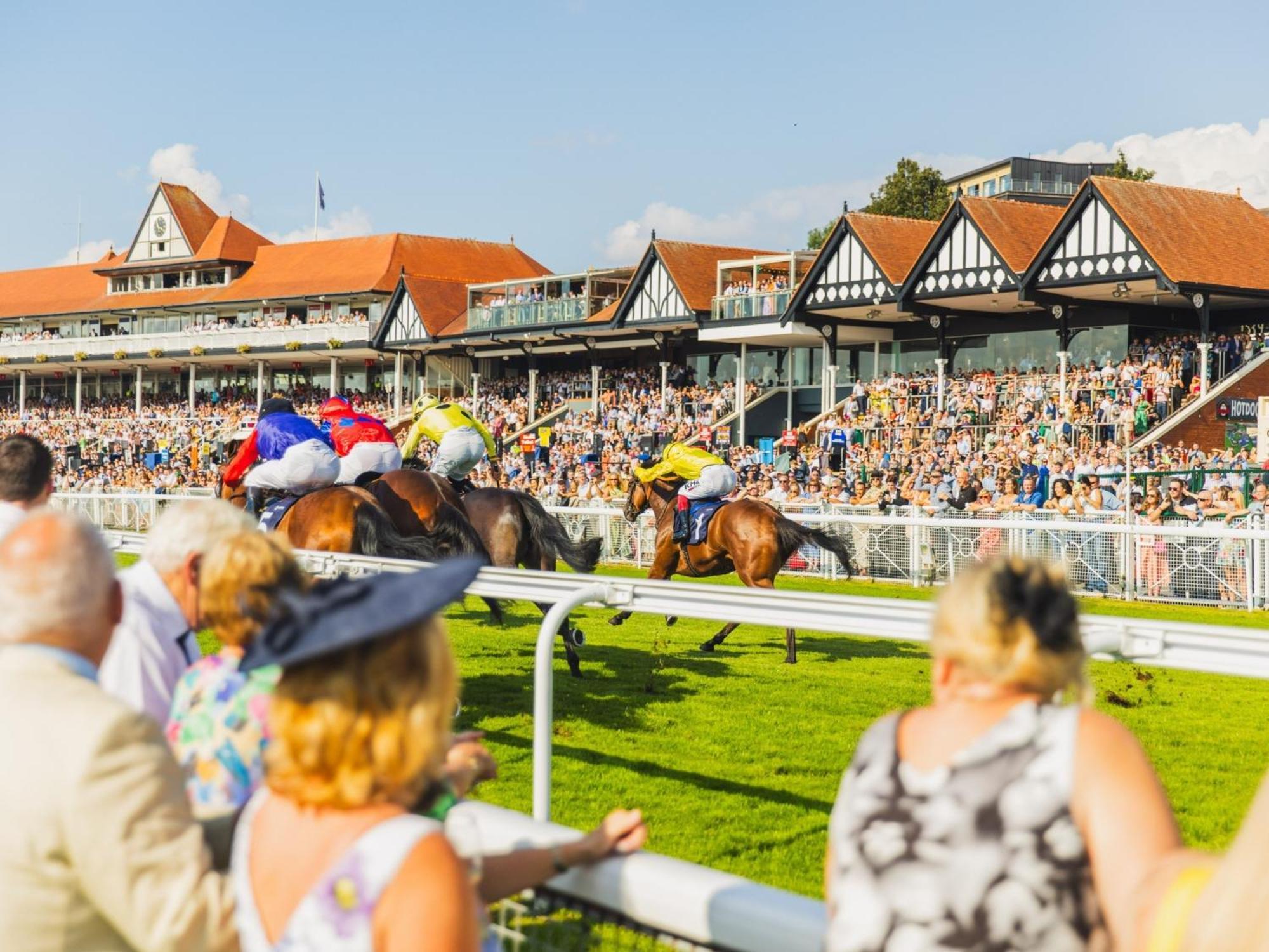 Chester Racecourse Views, Townhouse With Parking Exterior foto